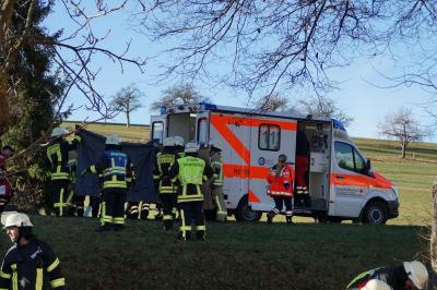 Seitingen-Oberflacht: Eine Person unter LKW eingeklemmt wurde Schwer Verletzt